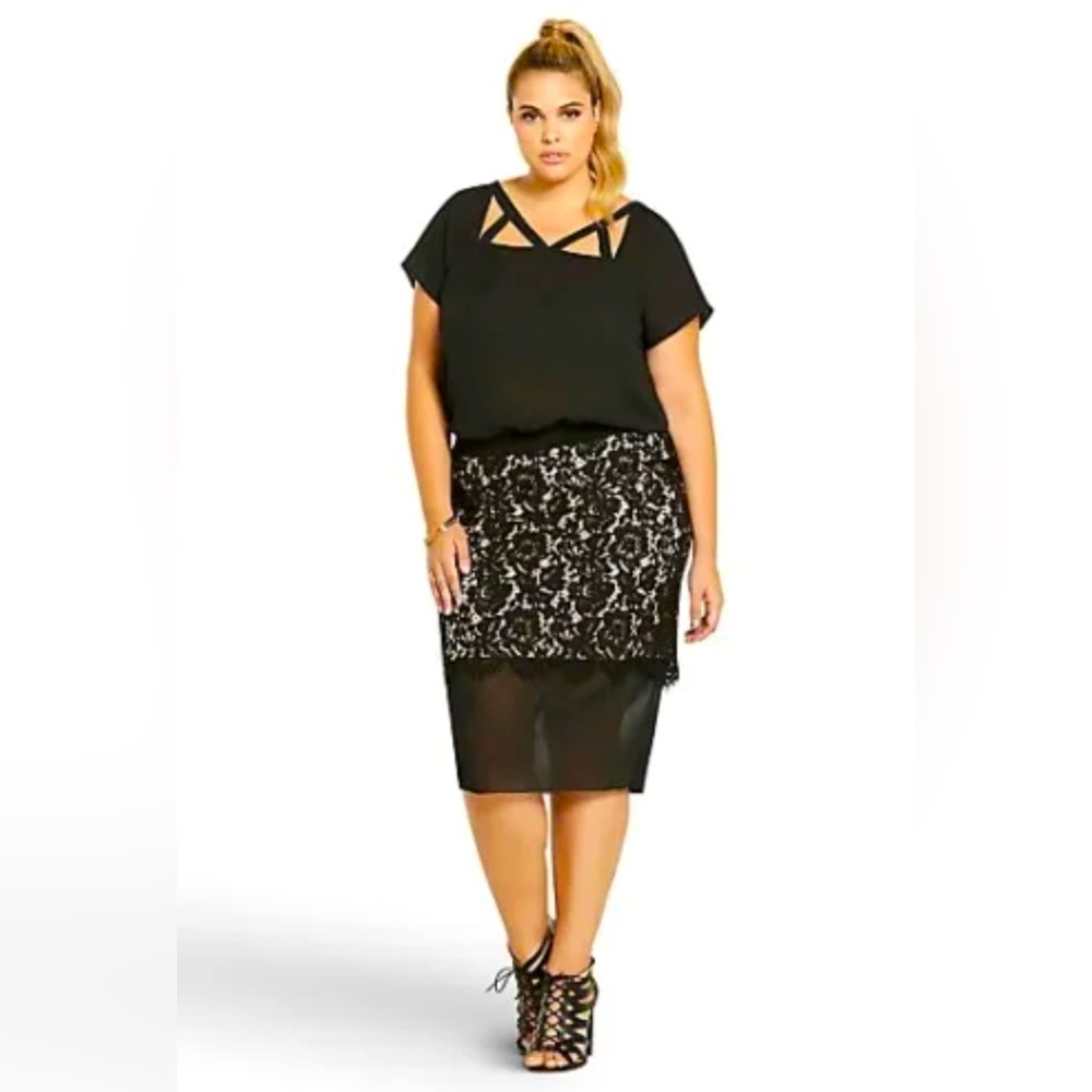 TORRID Black Lace Mesh Panel Sheer Pencil Skirt Size 4 NWT Dark Academia